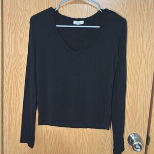 Classic Black V-Neck Long Sleeve Top